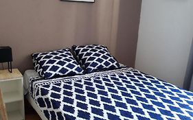 5 minutes des Arènes, parking, 6 couchages + 1 lit bébé