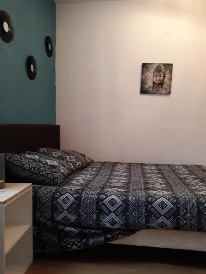 5 minutes des Arènes, parking, 6 couchages + 1 lit bébé Nimes Exterior foto